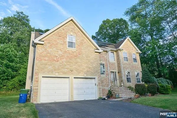 7 PATRICK AVE