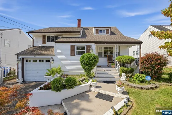 193 MCFARLANE RD