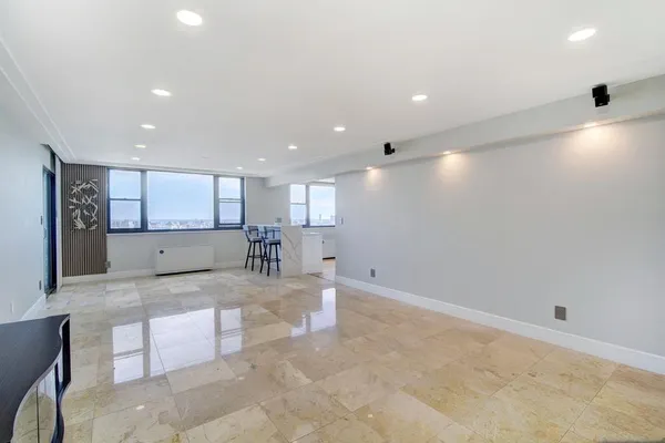 250 GORGE RD 29L