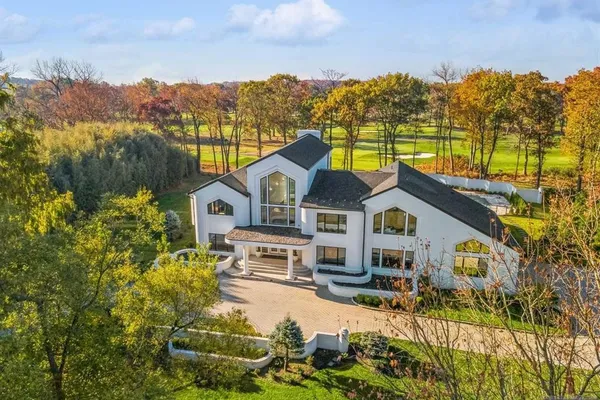 23 RIO VISTA DR