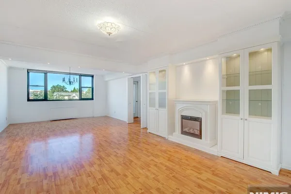 250 GORGE RD 9I