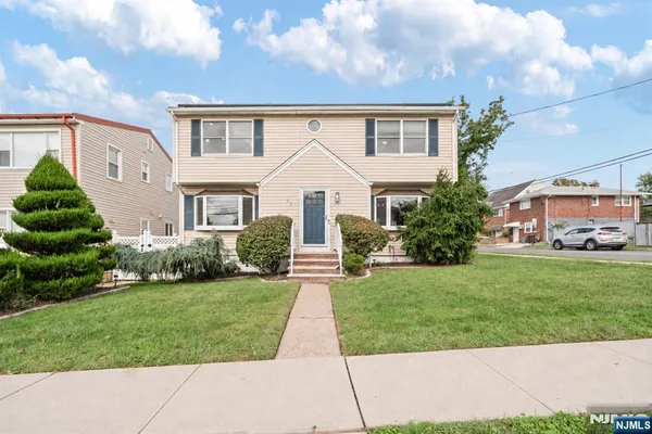 21 KIPP AVE