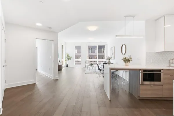 380 NEWARK AVE 406
