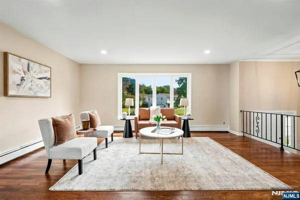 22 MARGUERITE LN