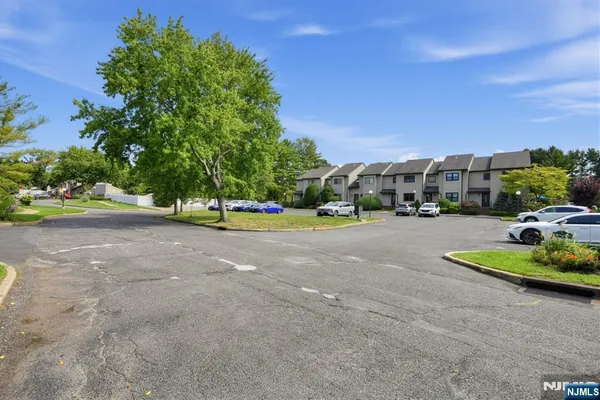 38 VENTURA CT 38