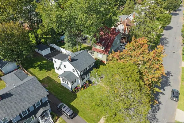 343 MEADOWBROOK LN