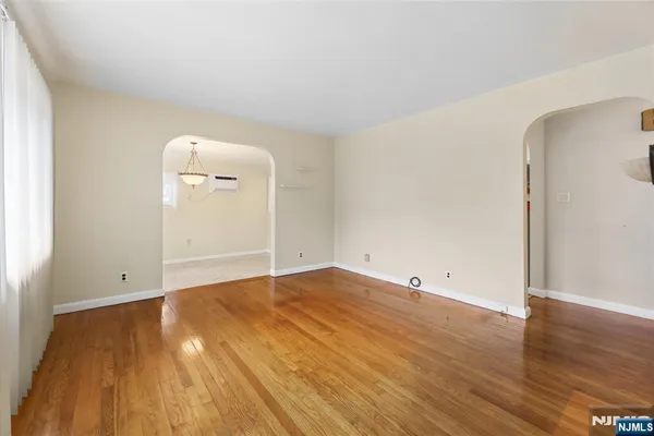 249 BERGEN AVE