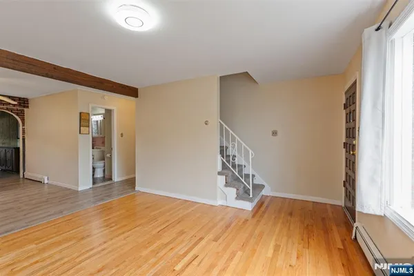 28 PARK PL