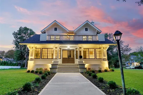 555 MOUNTAIN AVE