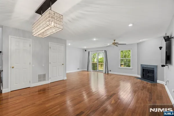 8A ASHLEY CT 8A