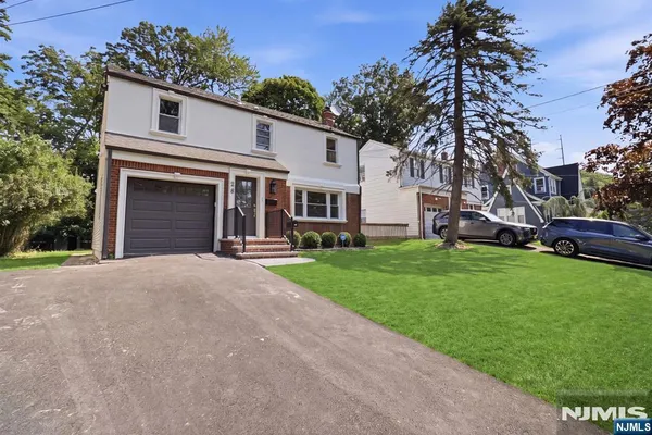 23 BUCKINGHAM RD