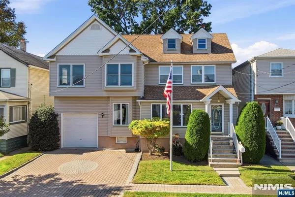99 MORGAN PL