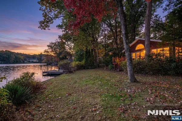 389 CUPSAW DR