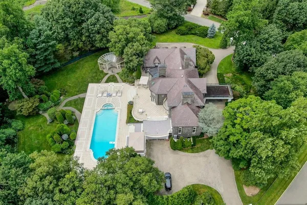 64 RIO VISTA DR
