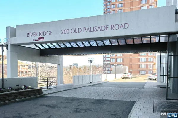 200 OLD PALISADE RD 15C