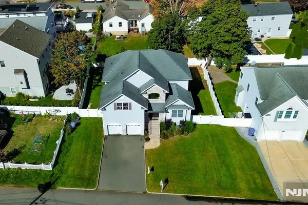 36 FIUME ST