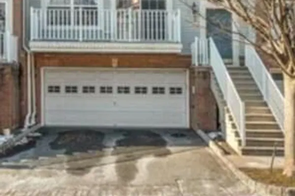 12 ALEXANDER CT 12