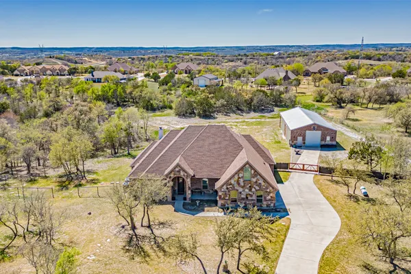 114 WOODLOT LN