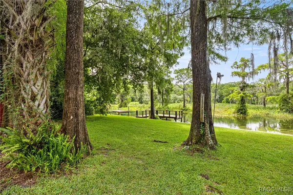 12139 PALMETTO WAY
