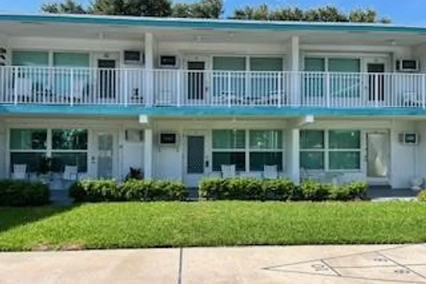 1201 N RIVERSIDE DR 12B