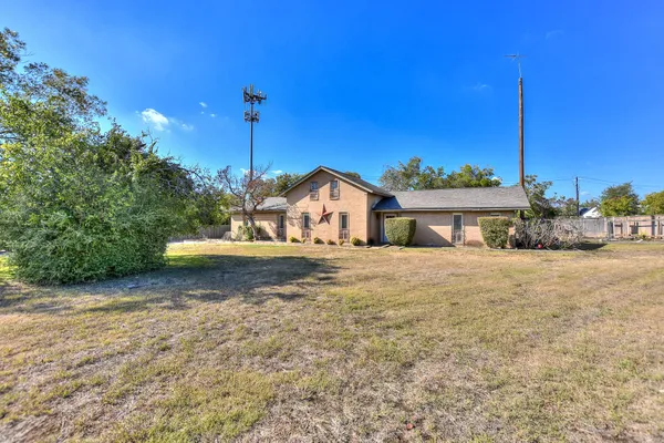 118 OAK RIDGE CIR