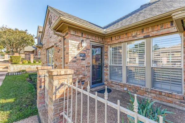 1218 WOODED TRL