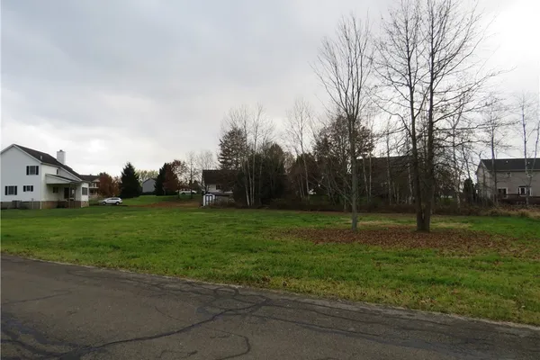 35 TEABERRY LN