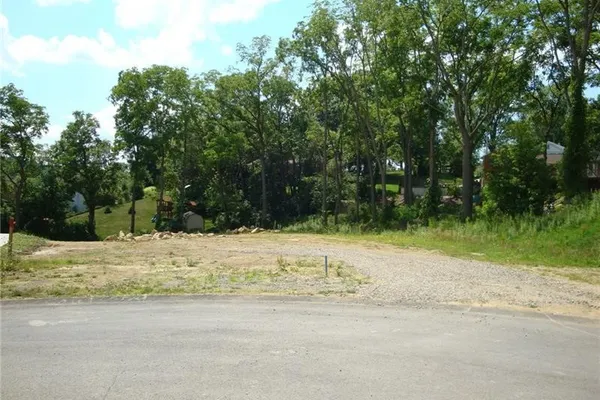429 FOREST ESTATES DR