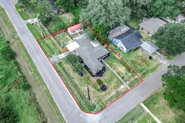 237 MCLEMORE DR