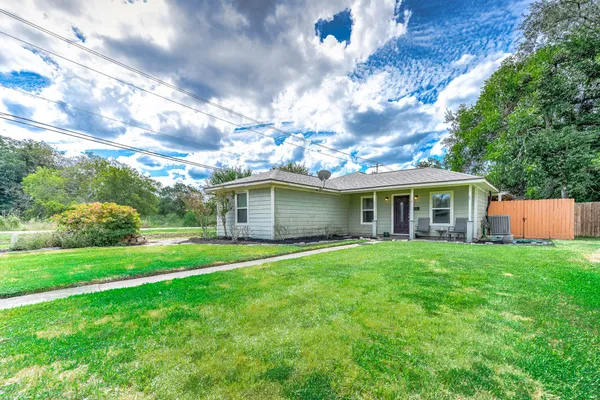 237 MCLEMORE DR