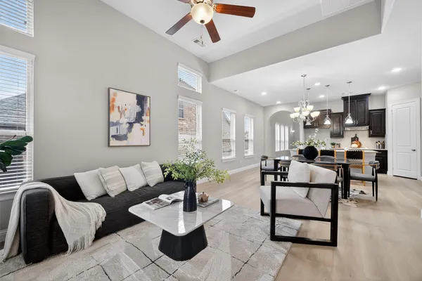 3620 WALDEN DR