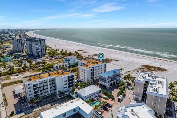 2650 ESTERO BLVD 504