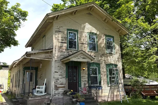 1 MAPLE ST