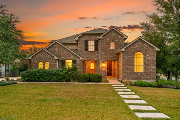 2201 QUARRY LOOP