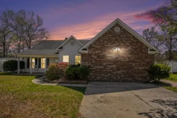 2620 HOLMES CT