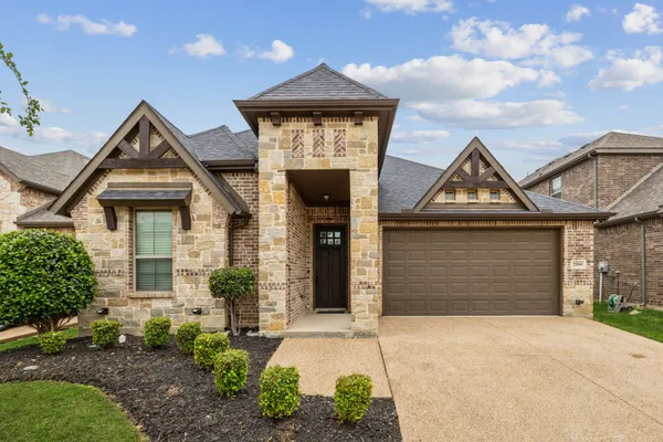 2504 MOORES LNDG