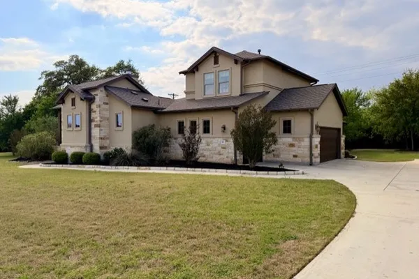 100 DAKOTA DR