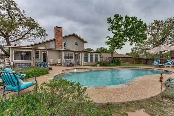 9714 WINDSOR CIR