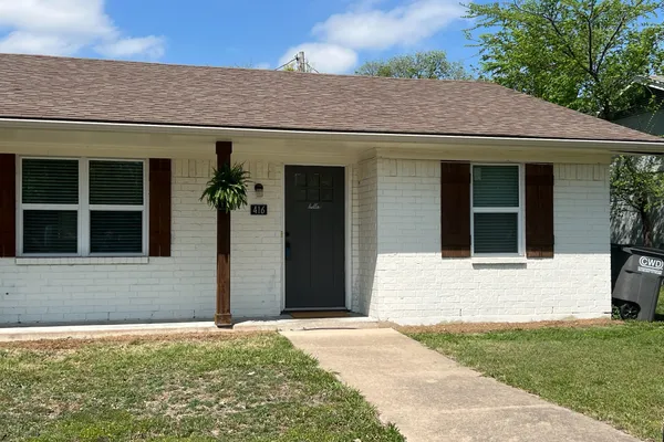 416 DOGWOOD AVE