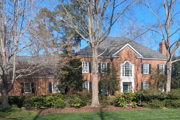 3005 E WHITTAKER CLOSE