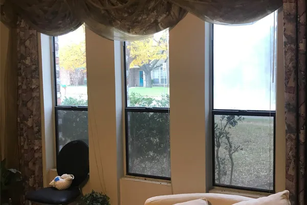 4689 PORTRAIT LN