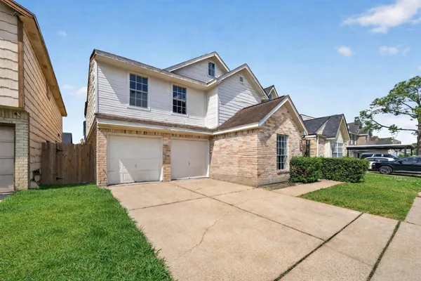 6426 OLD CHATHAM LN