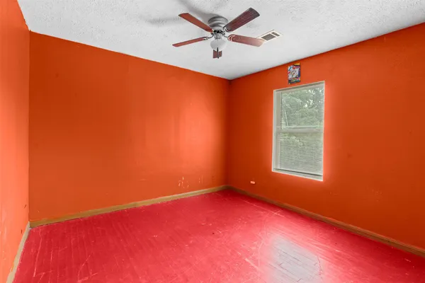 213 OLIVE AVE