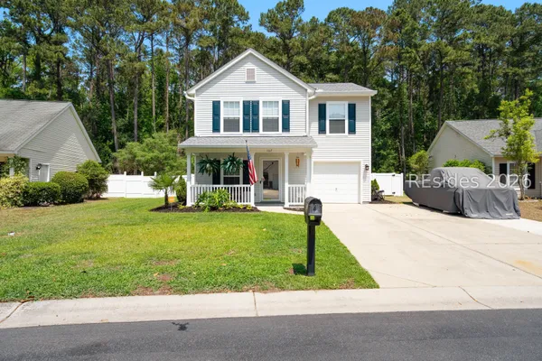 107 HOLLY RIDGE DR