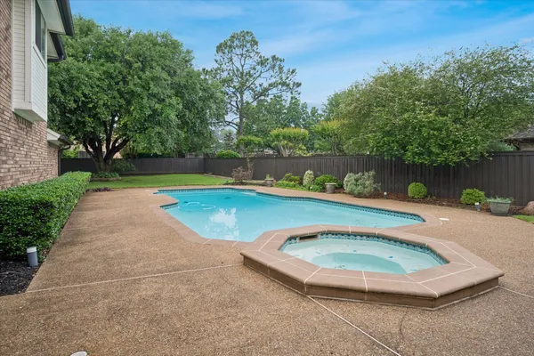 4607 SHADYWOOD LN
