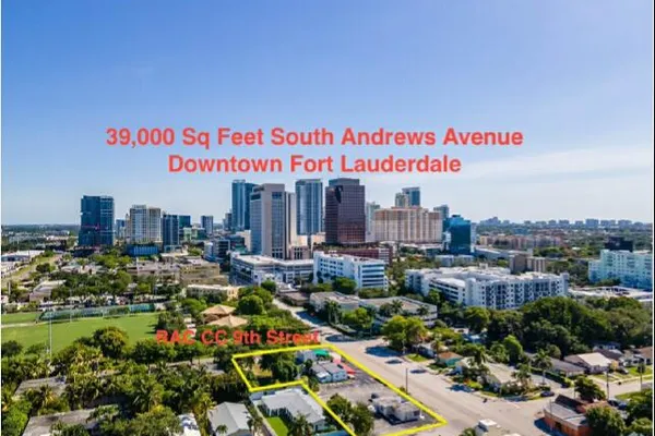 901 N ANDREWS AVE
