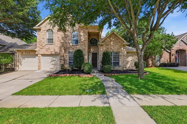 801 CORALBERRY DR