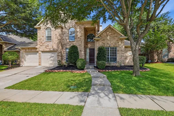 801 CORALBERRY DR