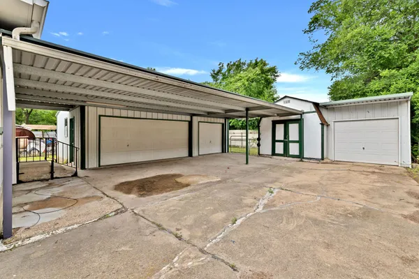 613 CHEYENNE RD