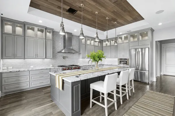 508 WOODSIDE TER
